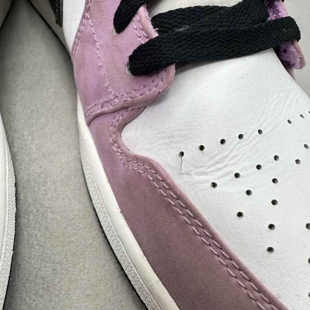 Mens Size 11 Nike Air Jordan 1 Low SE 'Violet Shock' Shoes‎ Light Purple 2021